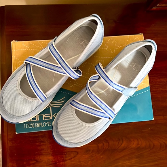 Dansko Suede Light Blue , size 38EU/ 7.5- 8 - Picture 2 of 4